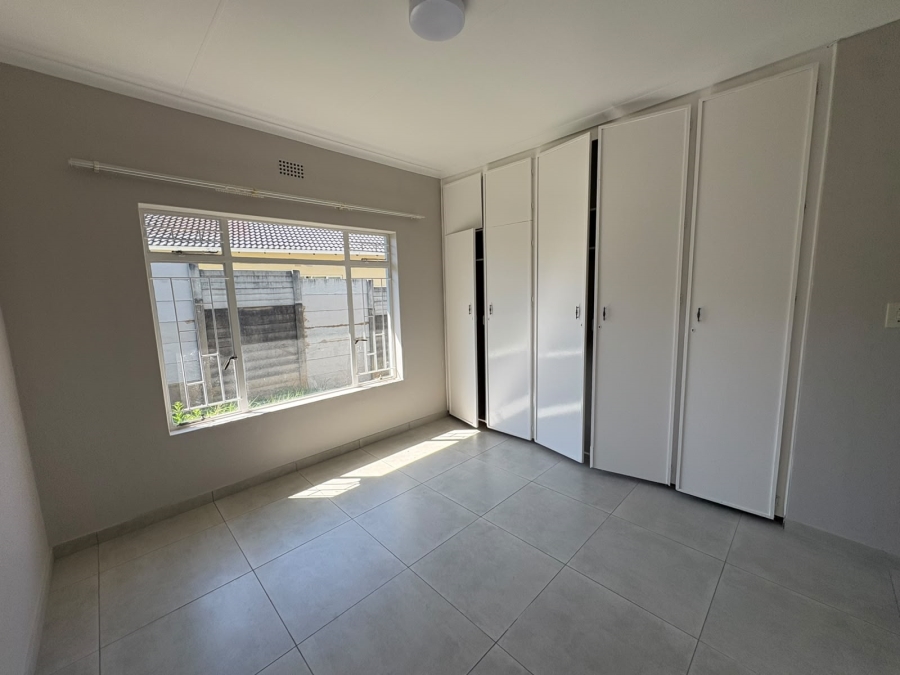 4 Bedroom Property for Sale in Geelhoutpark North West